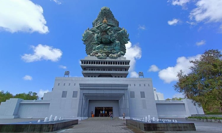 10 Destinasi Wisata di Bali yang Wajib Anda Kunjungi!