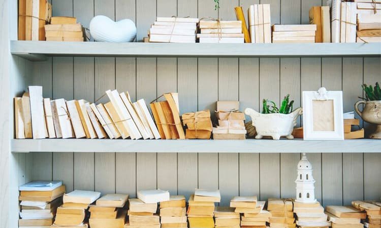 5 Rak Penyimpanan yang Wajib Ada di Rumah