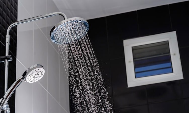 5 Rekomendasi Merek Shower Terbaik untuk Kamar Mandi Anda