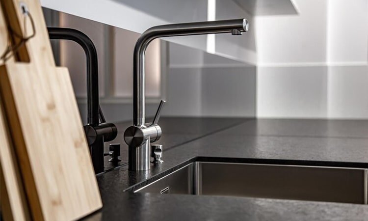 Cara Mengatasi Keran Air yang Berkarat, Mudah dan Praktis!