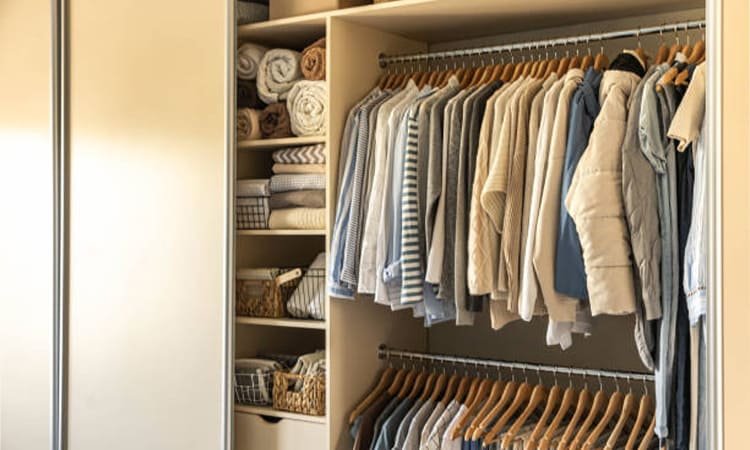 Catat! 6 Jenis Lemari Pakaian Cocok Jadi Inspirasi Furniture