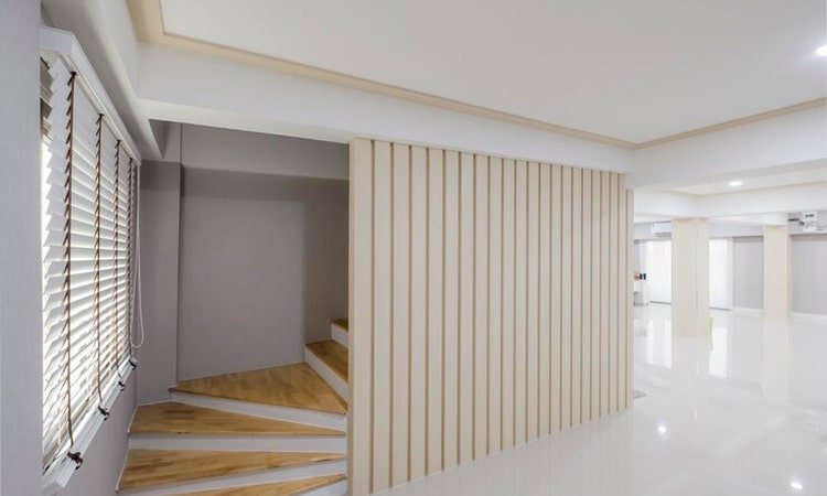 Ciptakan Privasi Keluarga dengan Memanfaatkan Dinding Partisi