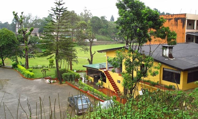 Desain Adaptif terhadap Iklim: Strategi Arsitektur untuk Hunian Tahan Perubahan Cuaca