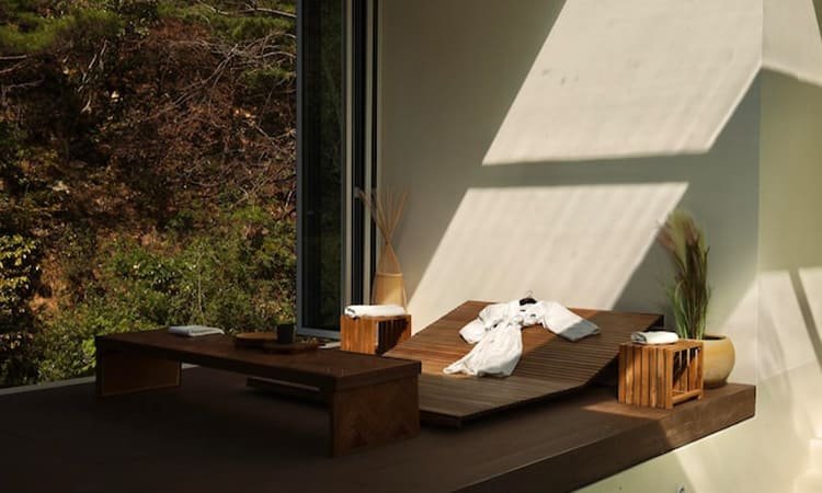 Eksterior Minimalis Estetik dengan Sentuhan Organik di Tahun 2025