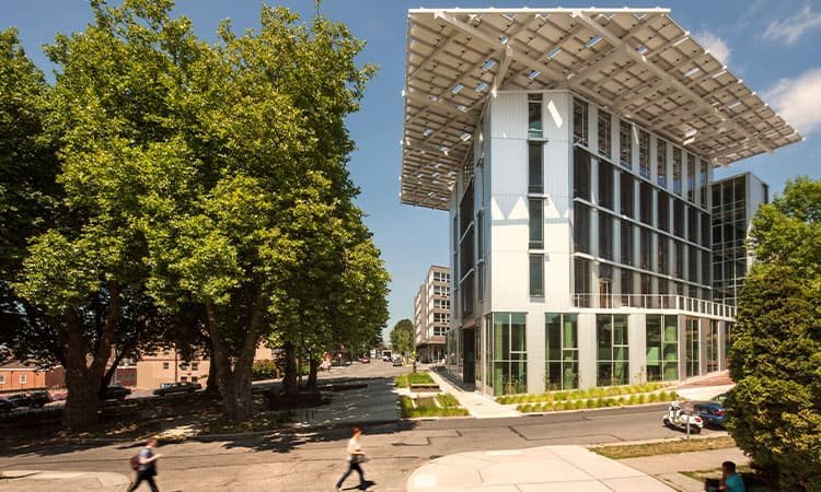 Net-Zero Energy Buildings (NZEB) di 2025: Masa Depan Bangunan Ramah Energi