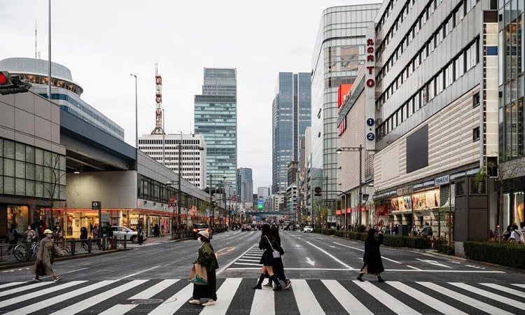 Pesatnya Pertumbuhan Mall di Indonesia: Antara Ekonomi, Budaya, dan Gaya Hidup Modern