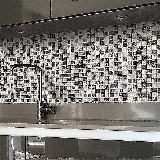 Antwerp White Glass Mosaic tile, (L)300mm (W)300mm | DIY at B&amp;Q