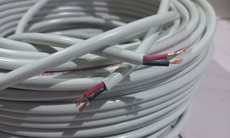 kabel tegangan tinggi
