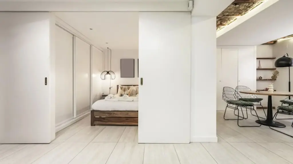 Dinding Partisi Multifungsi untuk Rumah Kecil dan Open Space Modern