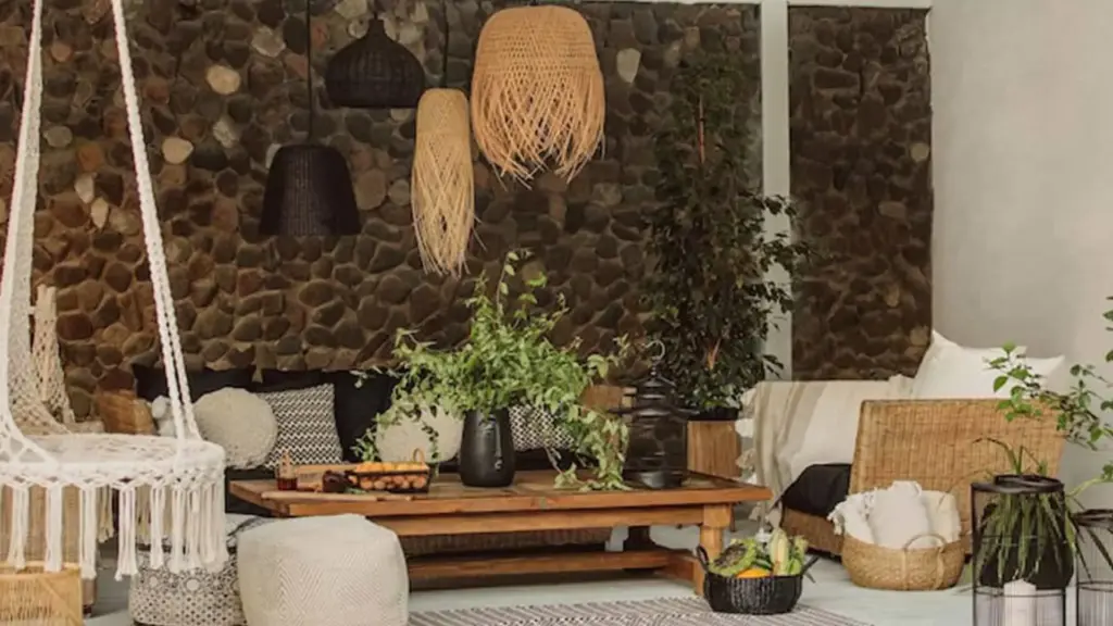 Inspirasi Ruang Tamu Outdoor Semi Indoor untuk Rumah Tropis yang Nyaman dan Estetik