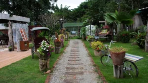 Inspirasi Taman Mini Depan Rumah untuk Lahan Sempit