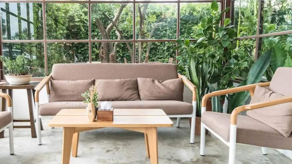 Desain Balkon Rumah Minimalis sebagai Ruang Santai Keluarga yang Nyaman dan Estetik